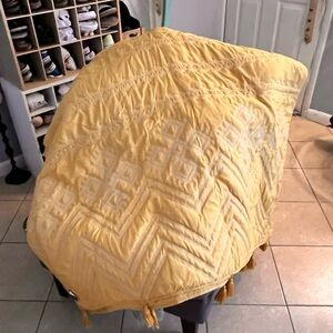 Sunny Yellow Geometric Duvet (Queen Size)